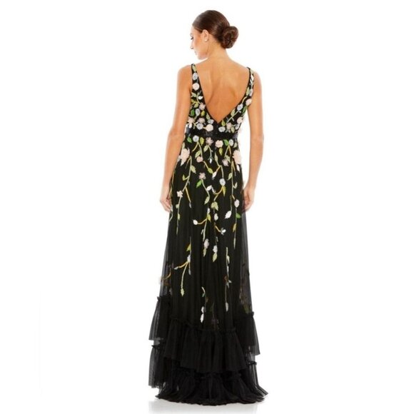 NWT Mac Duggal Floral Embellished V-Neck A Line Gown Black Sz 18 9171 SOLD OUT - Picture 2 of 11